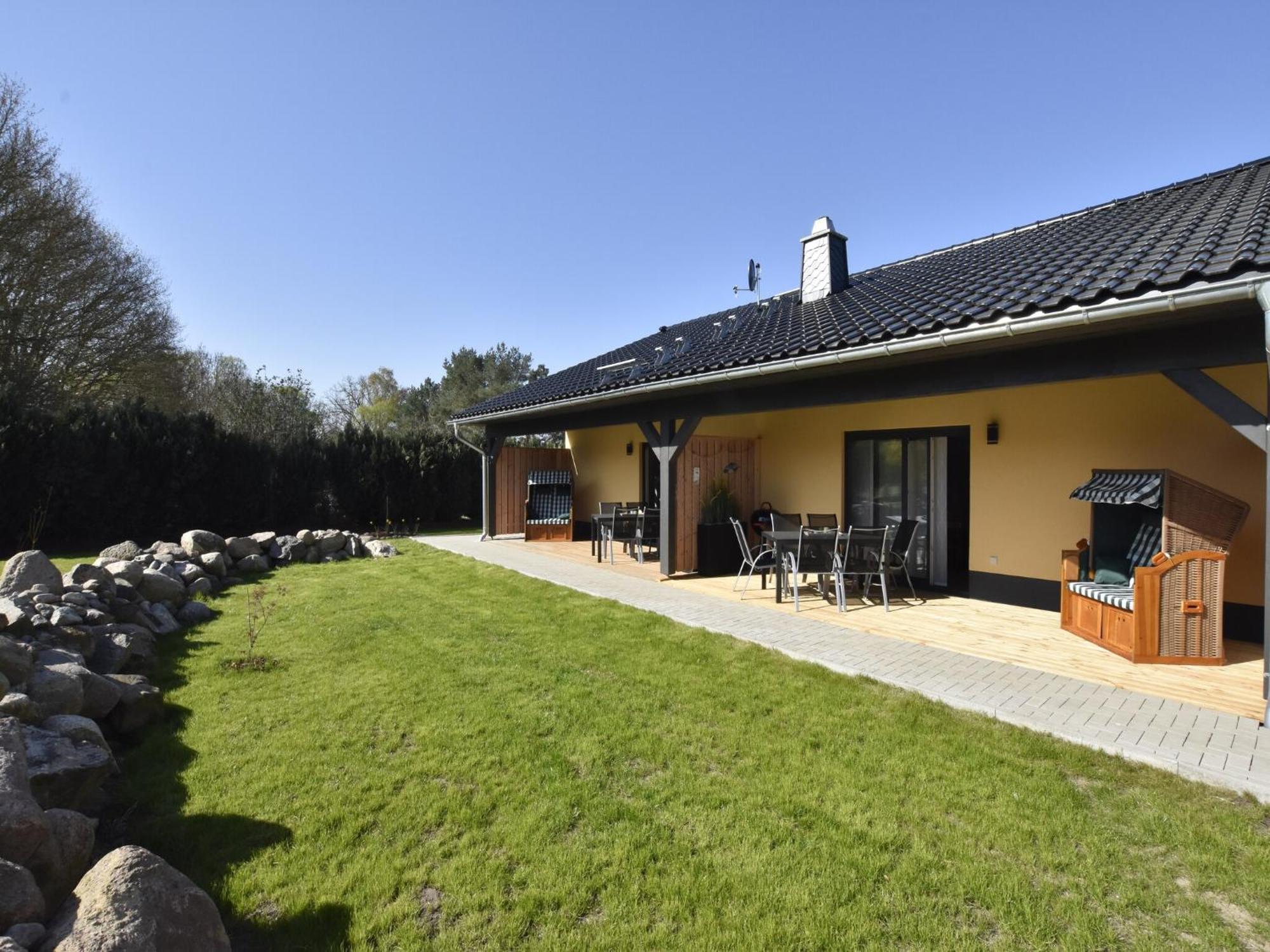 Cozy Apartment In Barnekow With Private Terrace Buitenkant foto
