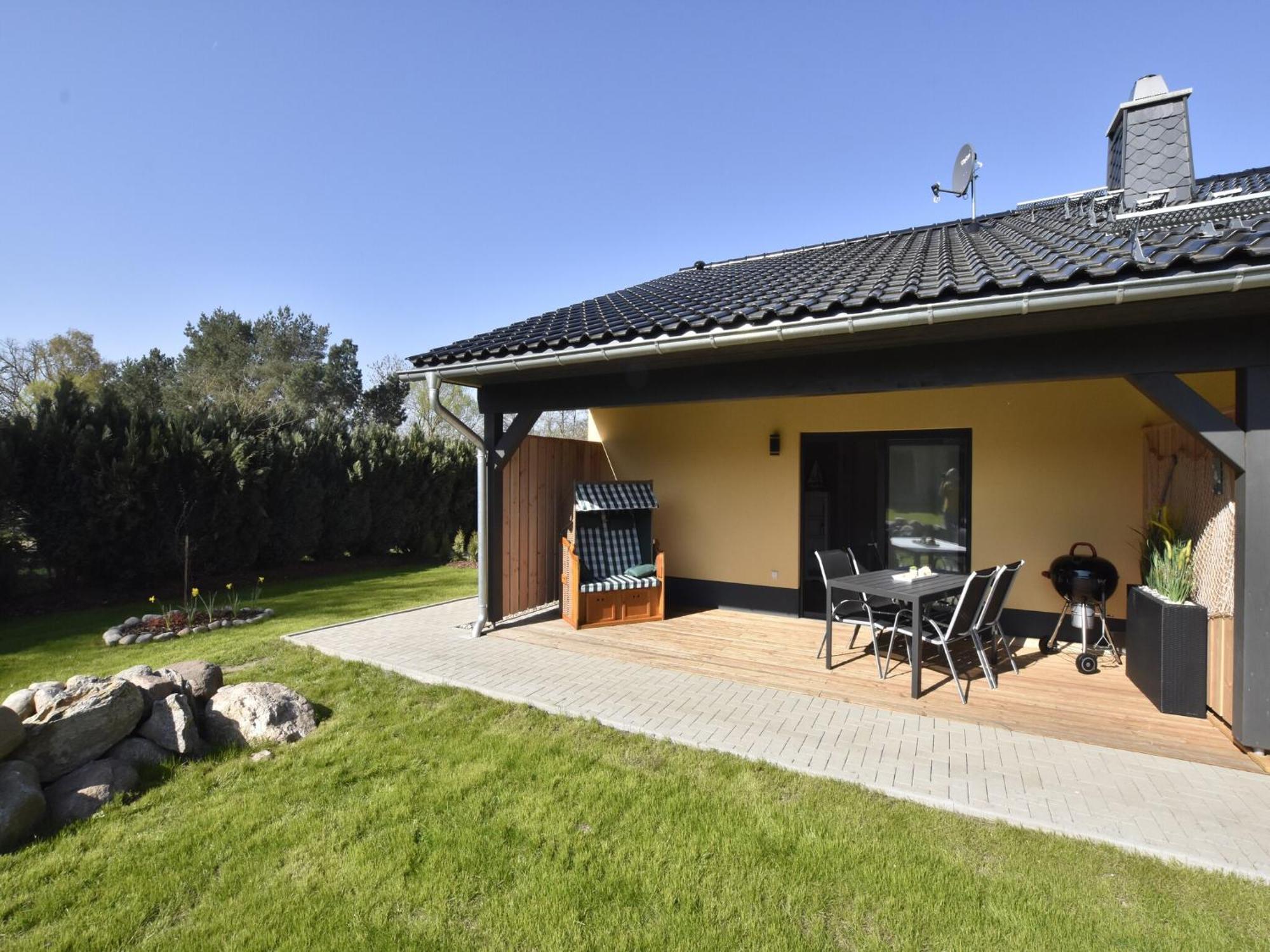 Cozy Apartment In Barnekow With Private Terrace Buitenkant foto